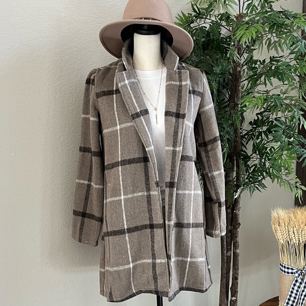 Jacket - Picture 2 of 5
